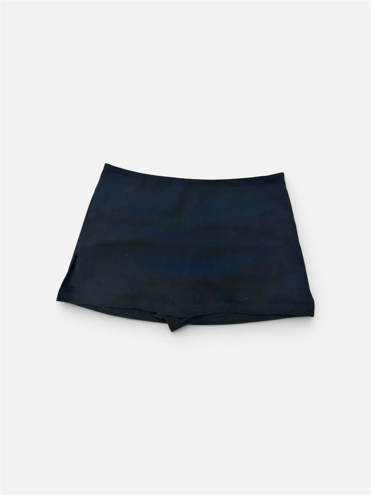 Halyn Black Mini Skort