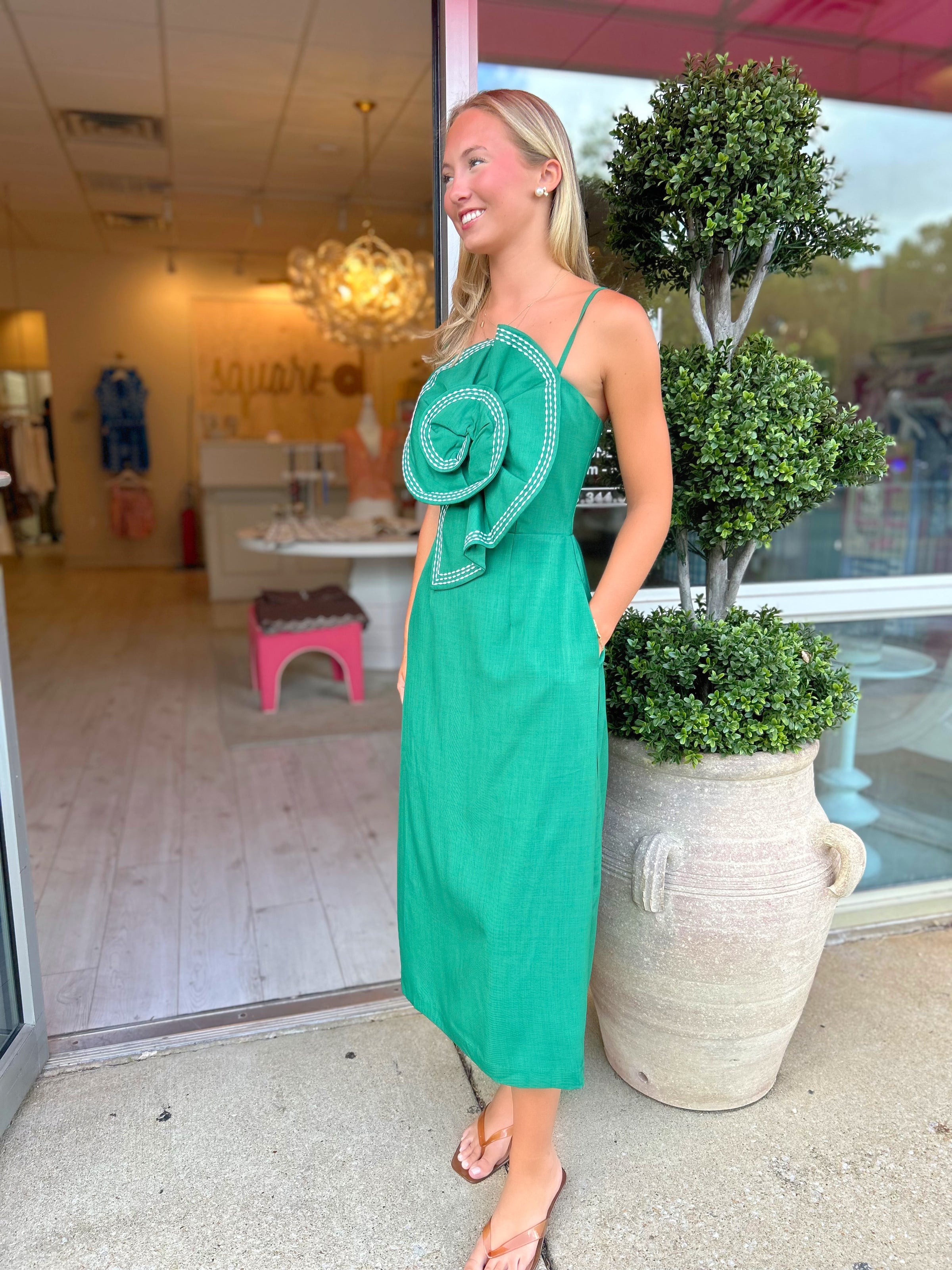 Savannah Rosette Midi Dress in Emerald Green