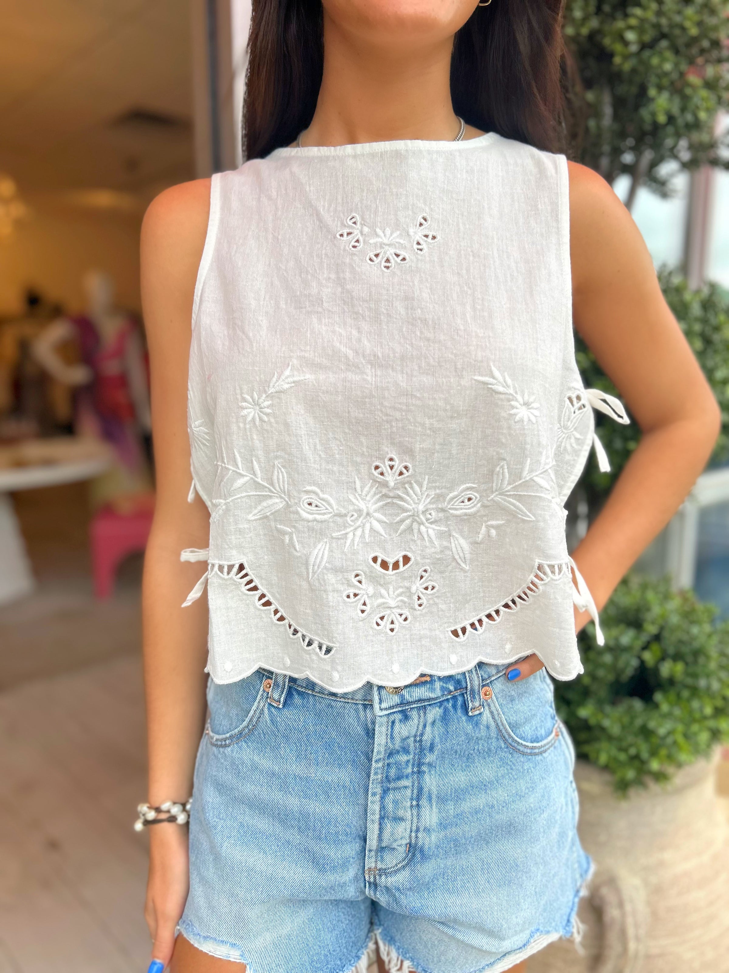 Rolla's Camille Top Embroidered