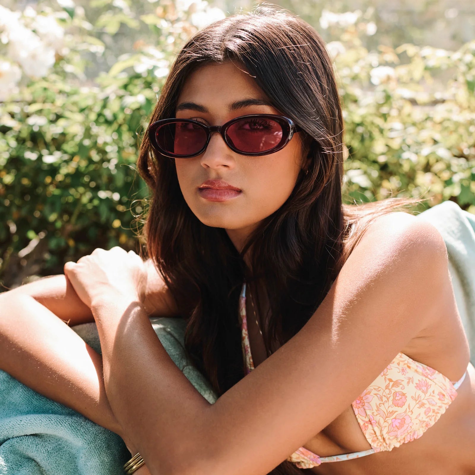 I-Sea Holden Sunglasses in Cherry