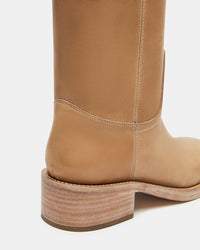 Steve Madden Riggs Banana Leather Boots